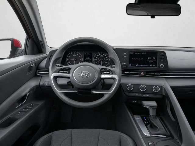 Used 2021 Hyundai Elantra SE FWD image 28