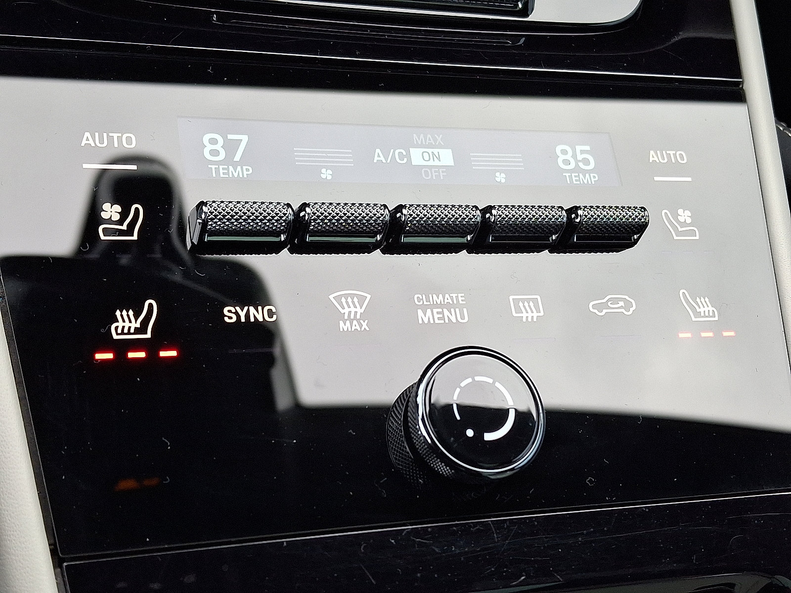 Used 2024 Porsche Cayenne S image 16