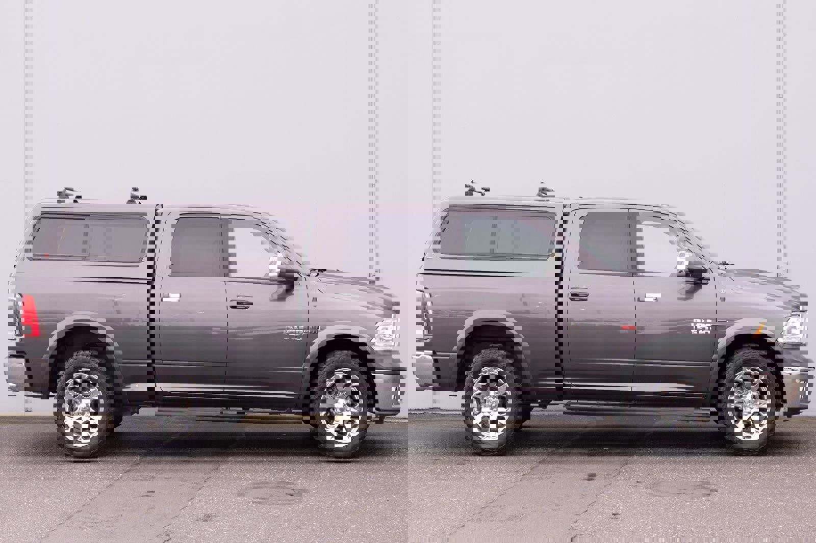 Used 2015 RAM 1500 Laramie w/ Convenience Group AWD/4WD image 28