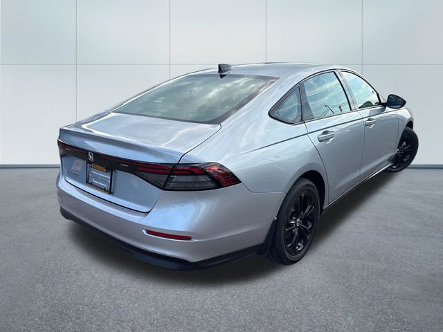 Used 2025 Honda Accord SE image 4