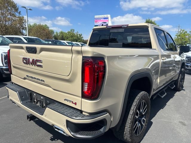 Used 2023 GMC Sierra 1500 AT4 w/ AT4 Premium Package AWD/4WD image 4
