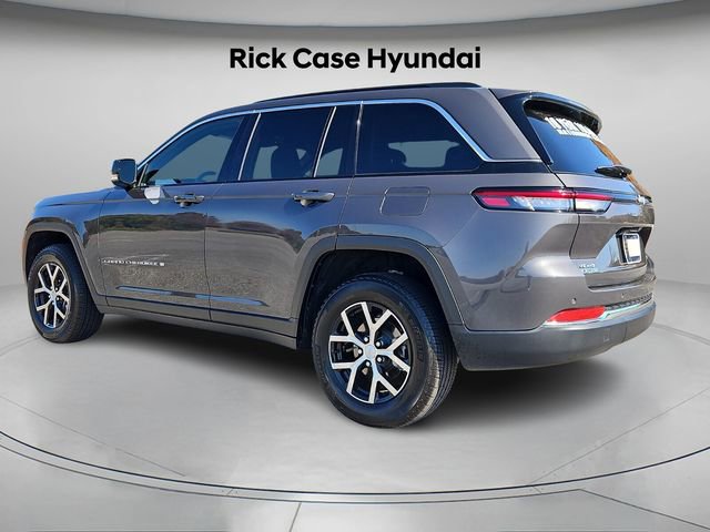 Used 2025 Jeep Grand Cherokee Limited image 8