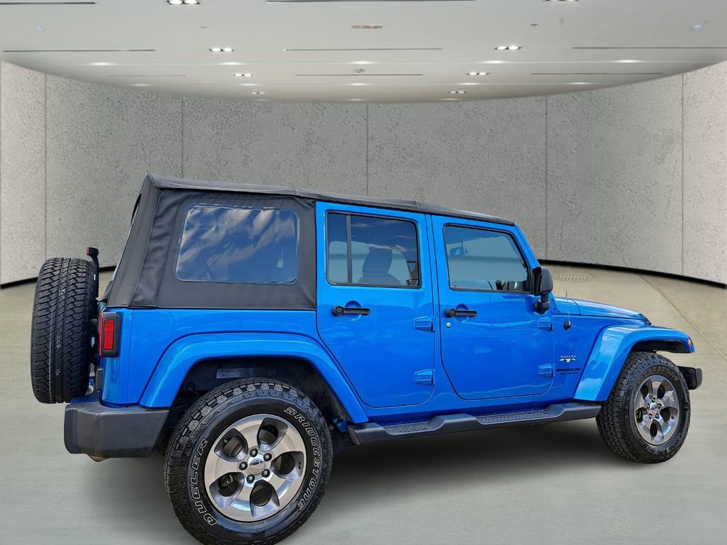 Used 2016 Jeep Wrangler Unlimited Sahara w/ Connectivity Group image 5
