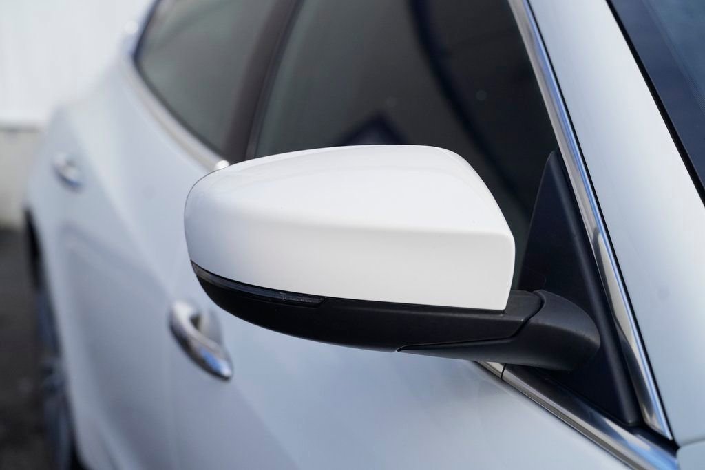 Used 2018 Maserati Quattroporte S image 9