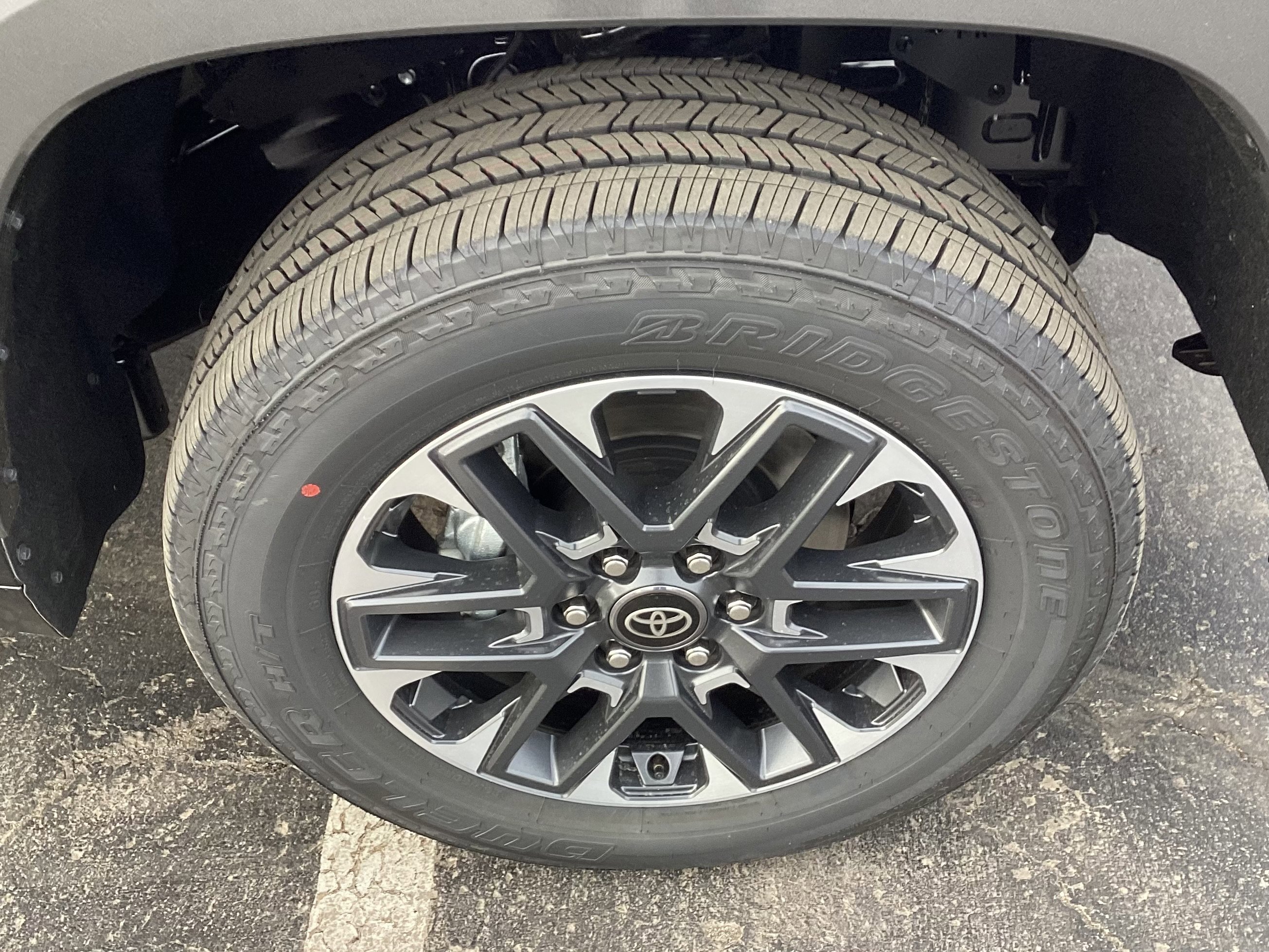 New 2025 Toyota Tundra Limited image 16