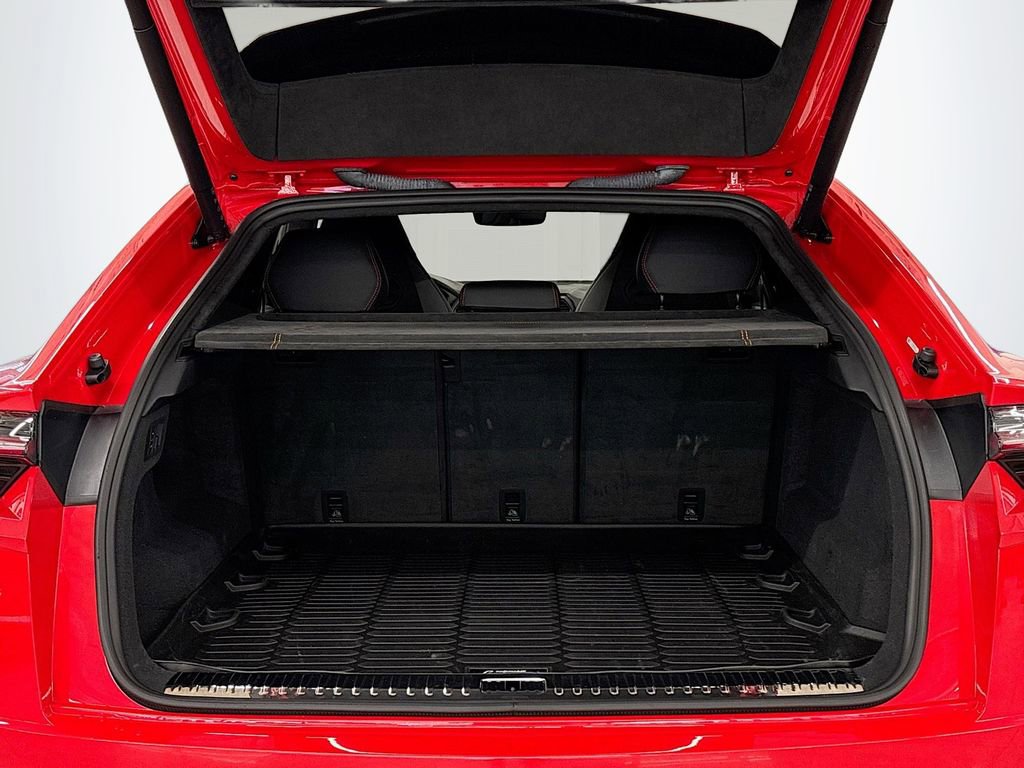 Used 2022 Lamborghini Urus image 23