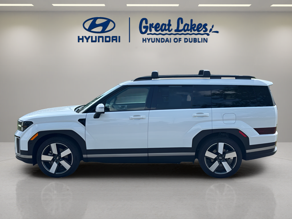 Used 2025 Hyundai Santa Fe Limited AWD/4WD image 2
