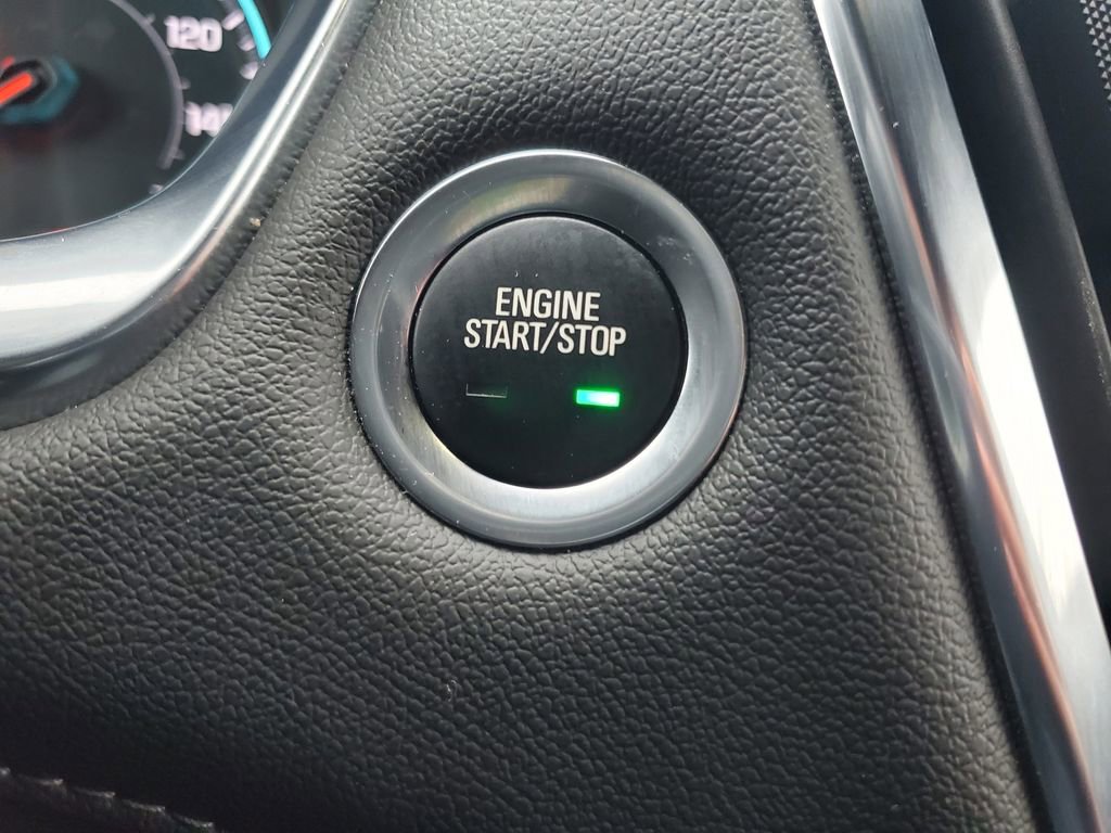 Used 2022 Chevrolet Traverse LT w/ LPO, Floor Liner Package image 18