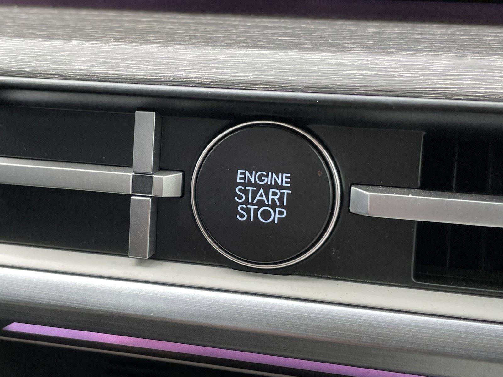 Used 2024 Hyundai Santa Fe Calligraphy image 22