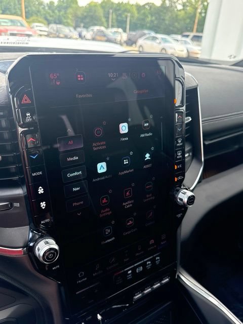 Used 2026 RAM 3500 Laramie AWD/4WD image 38