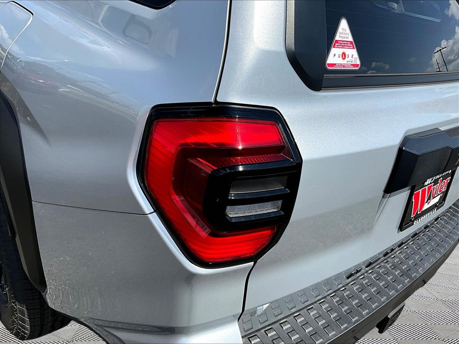 New 2026 Toyota 4Runner TRD Off-Road Premium AWD/4WD image 15