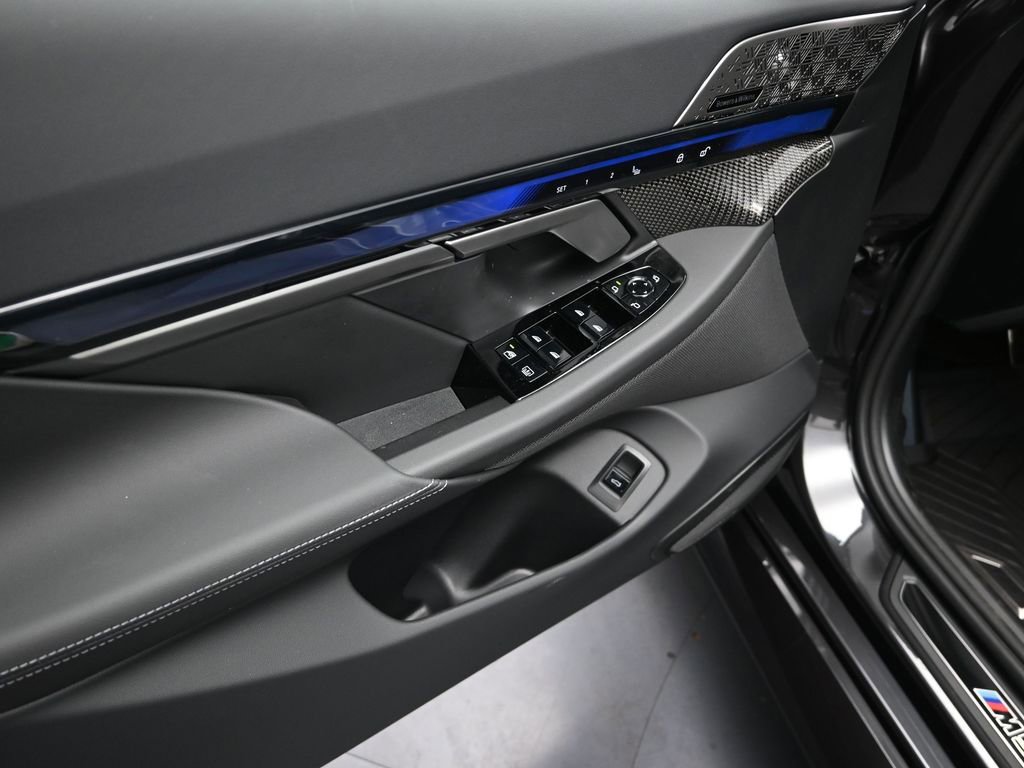 New 2026 BMW M5 w/ Executive Package AWD/4WD image 11