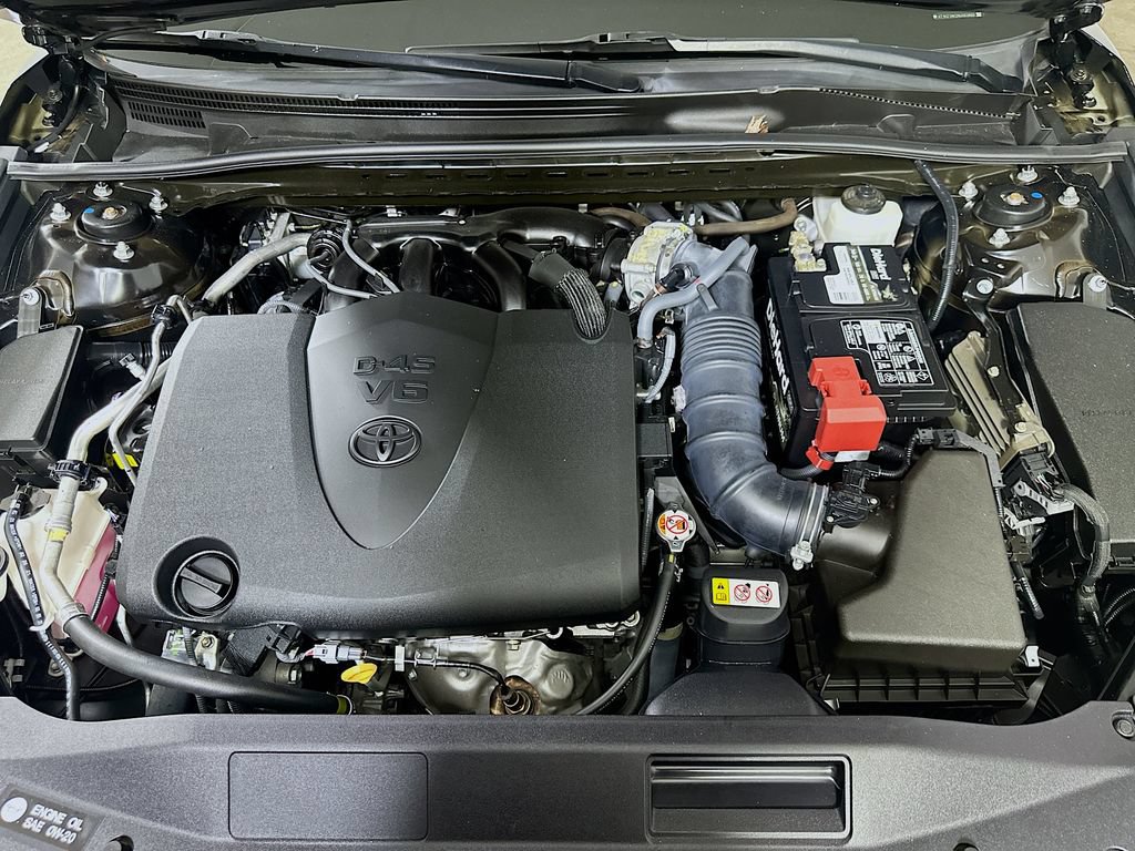 Used 2022 Toyota Camry XSE FWD image 9