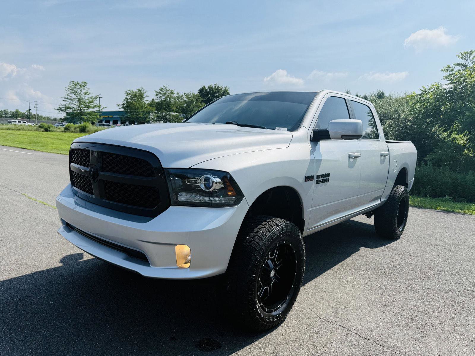 Used 2018 RAM 1500 Sport w/ Convenience Group image 2