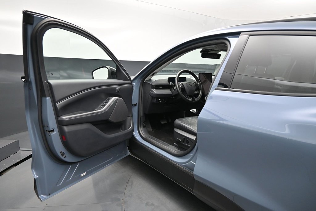 Used 2024 Ford Mustang Mach-E Select w/ Comfort Package Lite AWD/4WD image 8