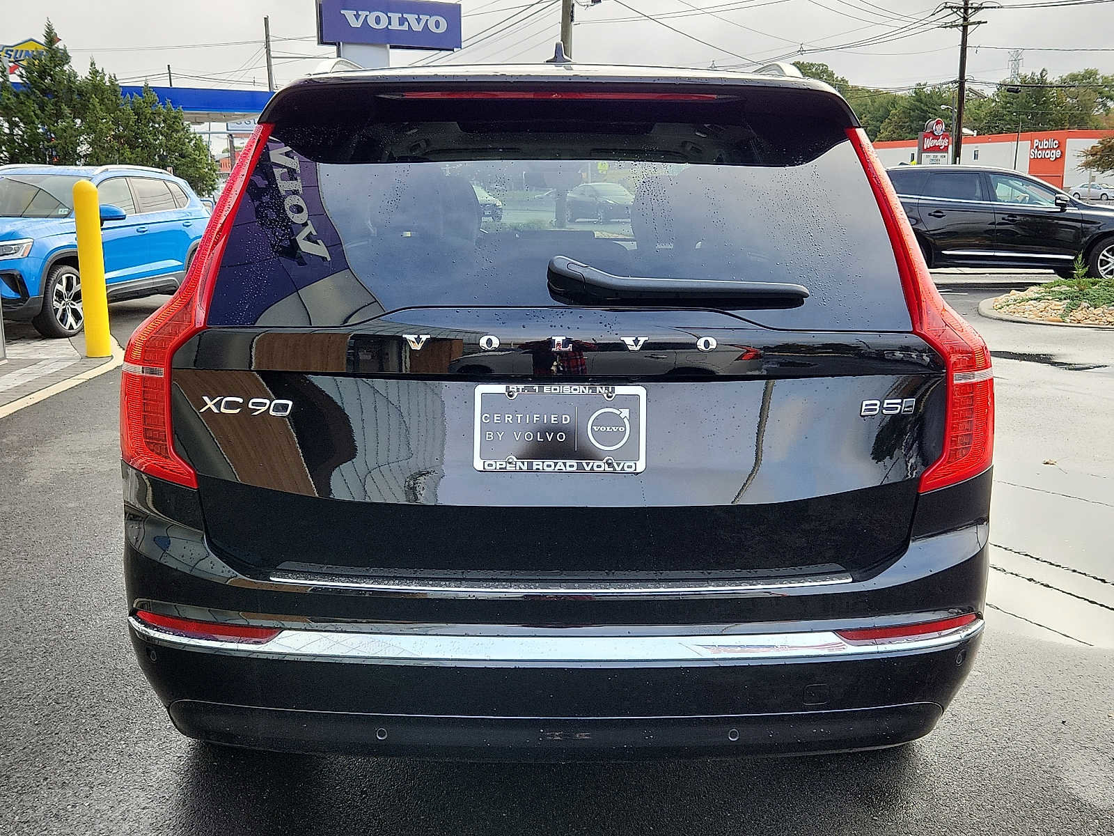 Certified 2024 Volvo XC90 B5 Plus w/ Protection Package Premier image 5