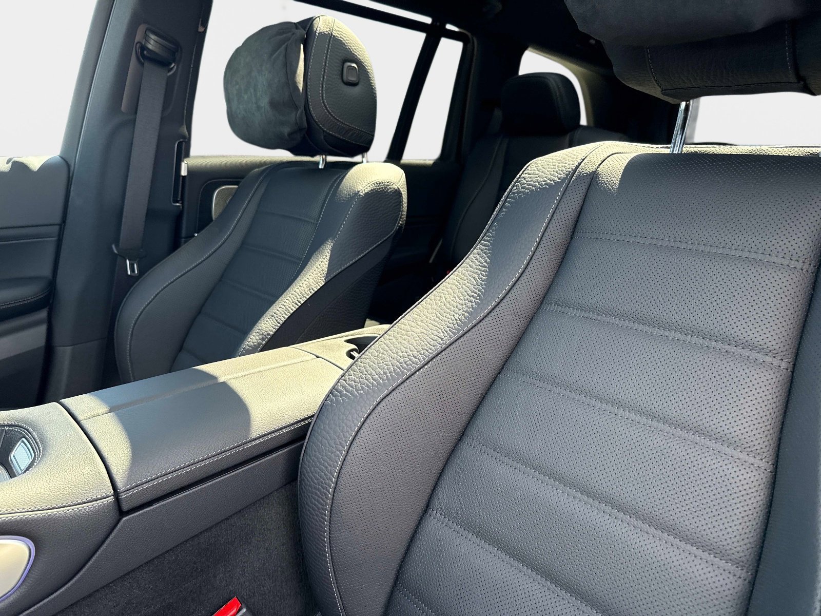 New 2026 Mercedes-Benz GLS 450 4MATIC image 24