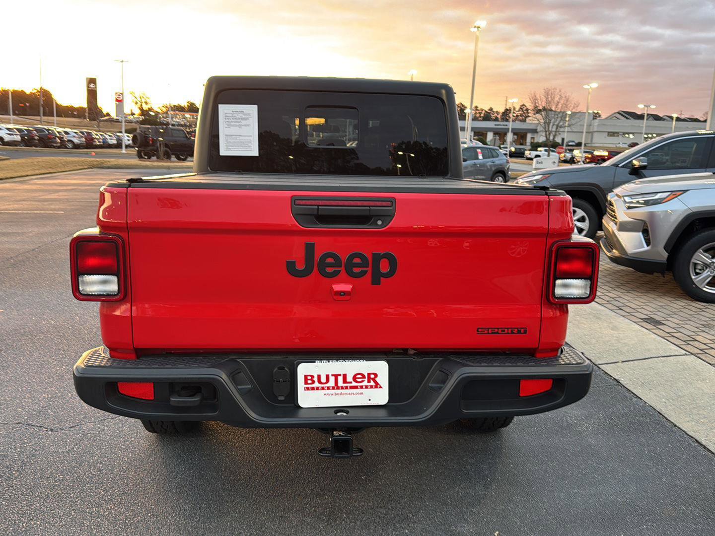 Used 2020 Jeep Gladiator Sport w/ Quick Order Package 24S image 4