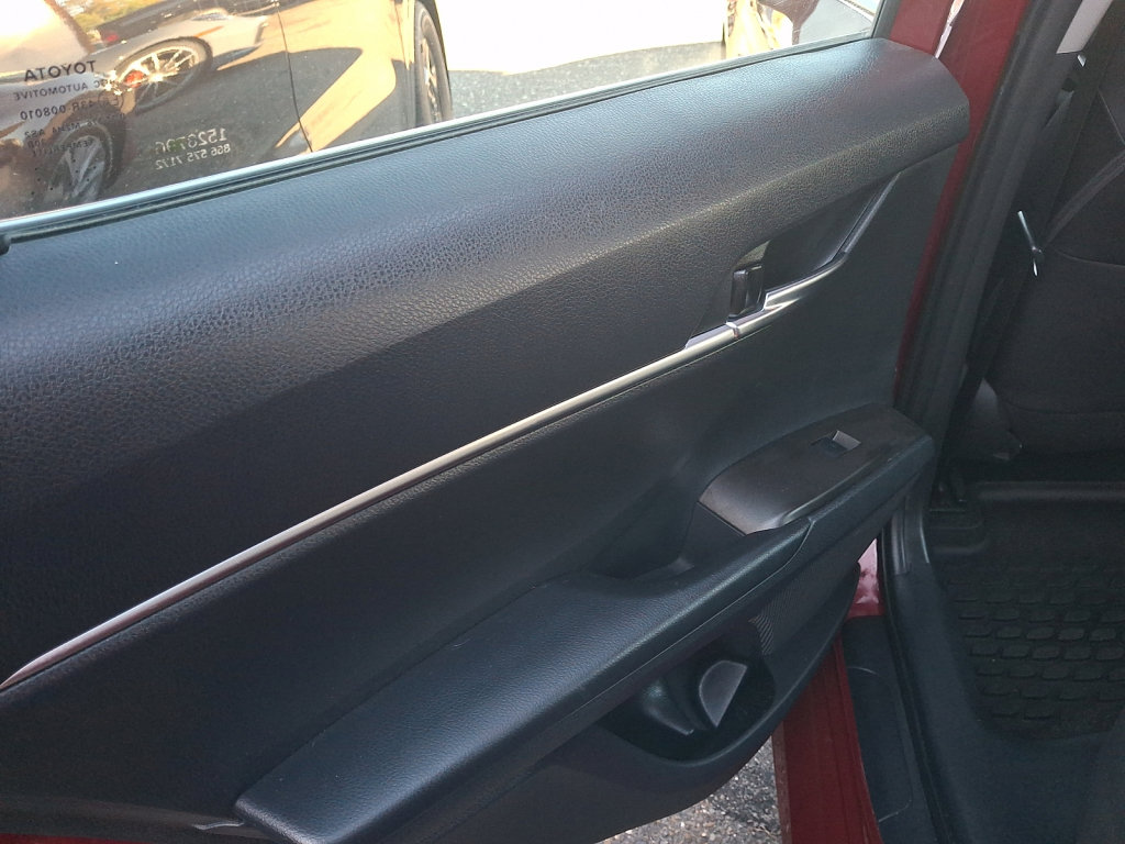Used 2021 Toyota Camry LE AWD/4WD image 20
