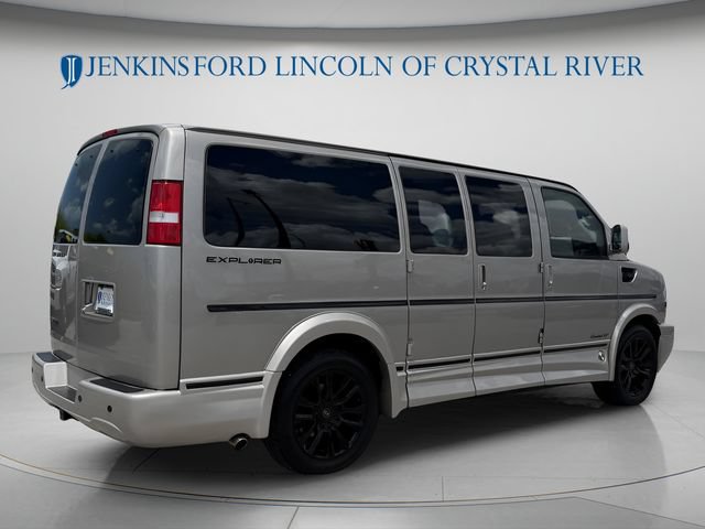 Used 2021 Chevrolet Express 2500 RWD image 6