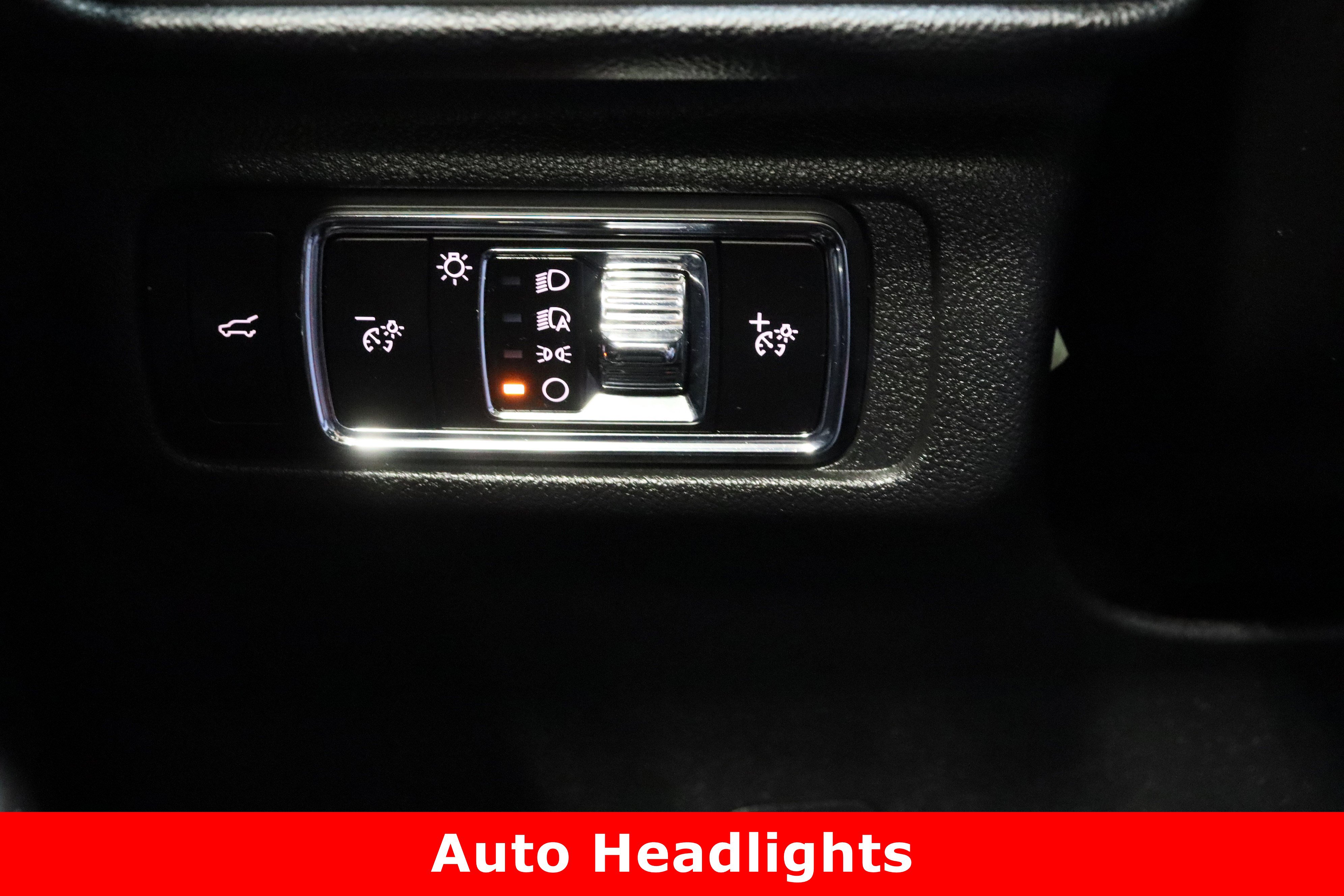 Used 2024 Lincoln Corsair Reserve w/ Equipment Group 201A image 24