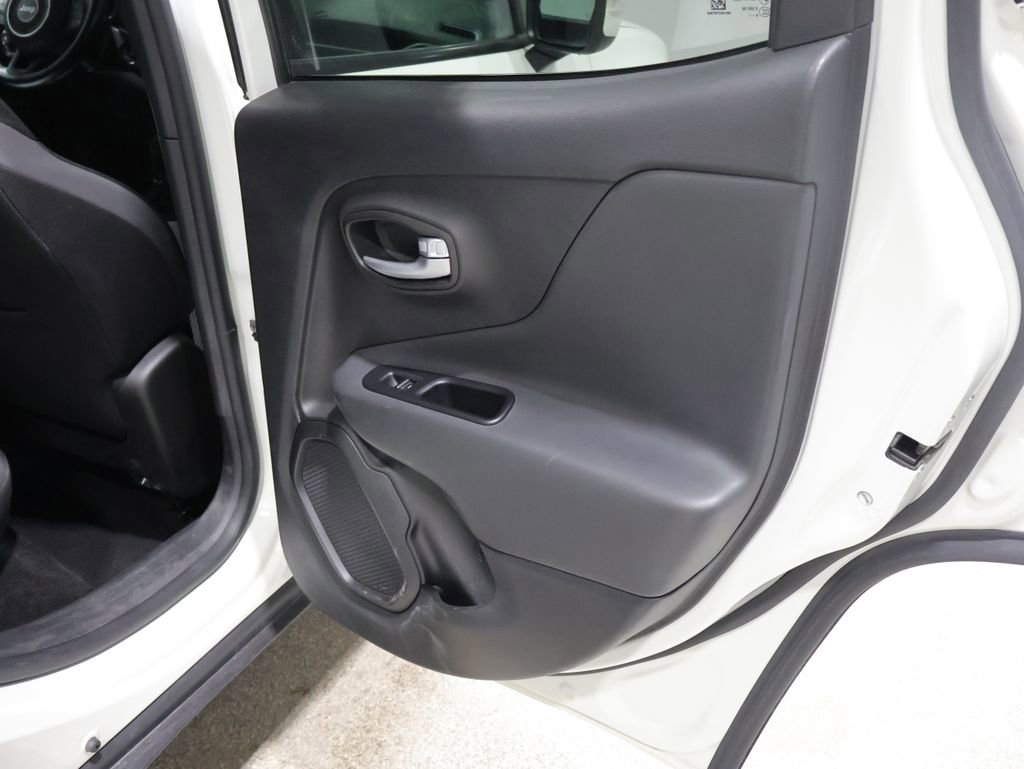 Used 2020 Jeep Renegade Altitude image 22
