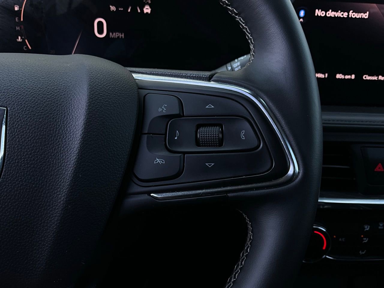 Used 2025 Buick Encore GX Preferred image 33