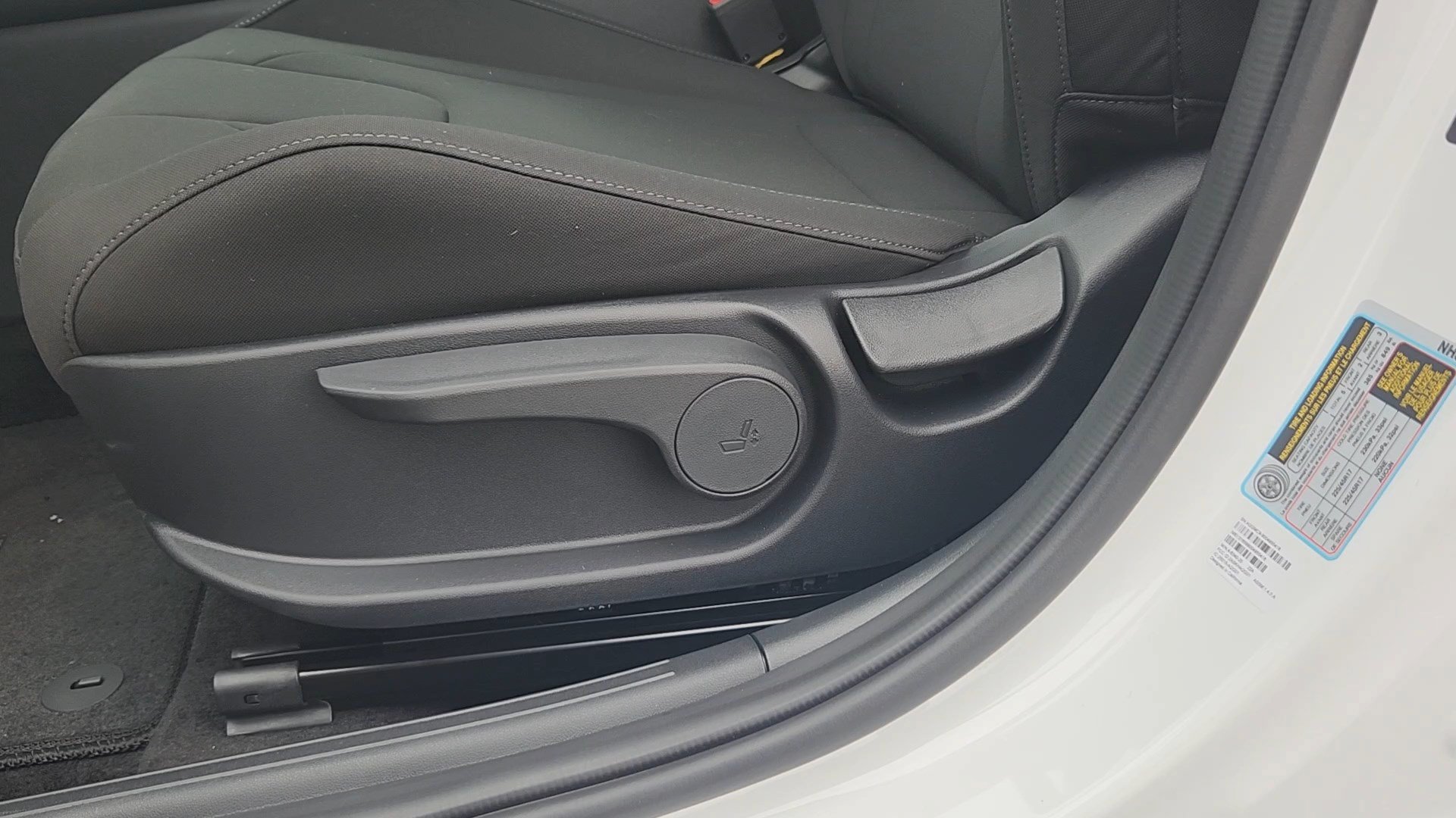 New 2026 Hyundai Elantra Sport FWD image 8