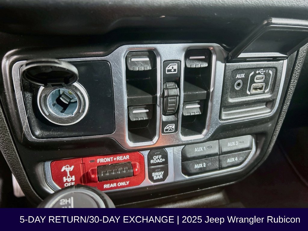 Used 2025 Jeep Wrangler Unlimited Rubicon w/ Safety Group AWD/4WD image 41