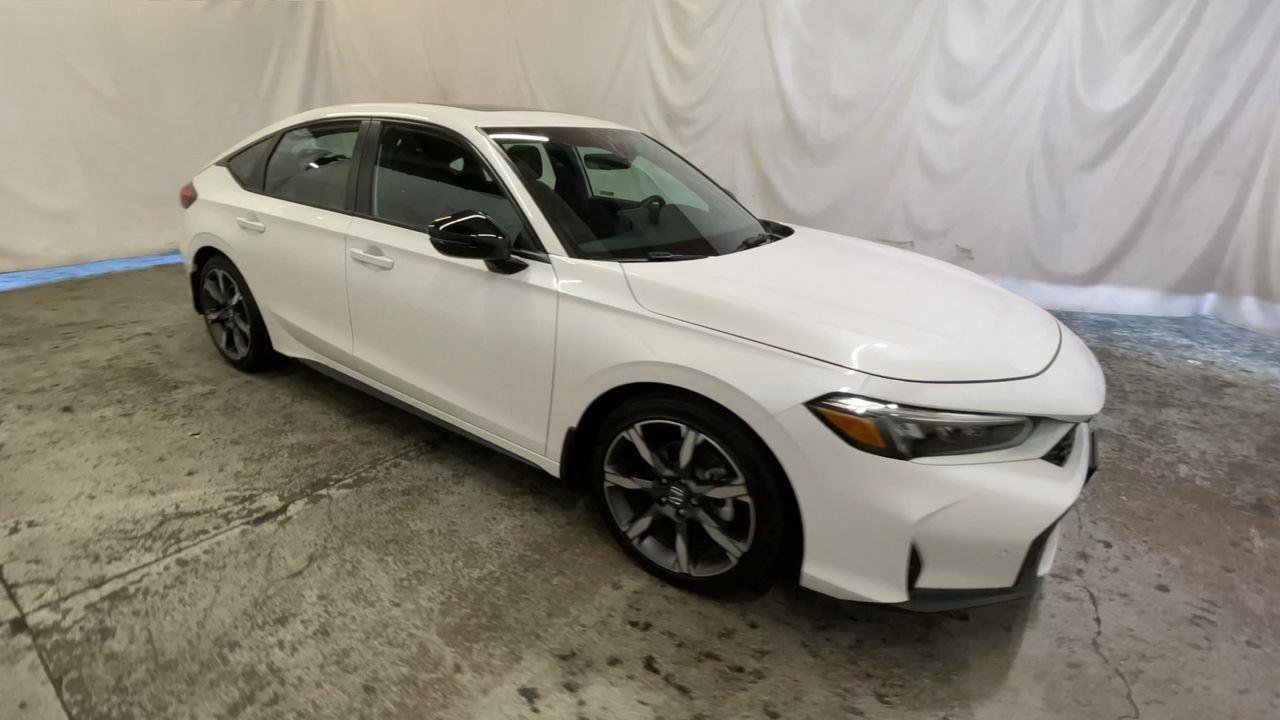 Used 2025 Honda Civic Sport Touring image 2