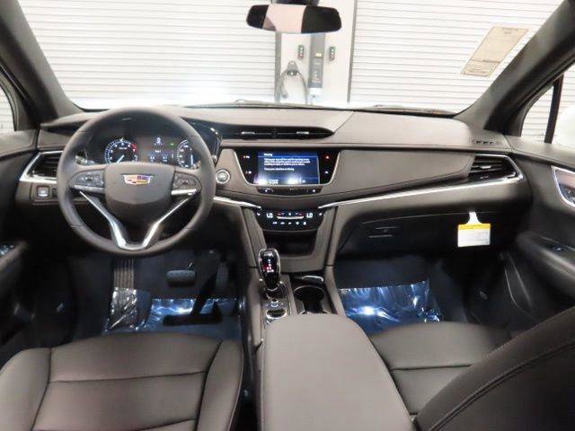 New 2025 Cadillac XT6 Luxury image 23