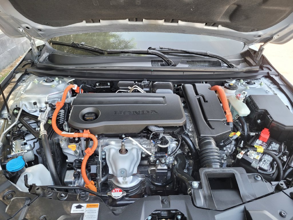 Used 2025 Honda Accord Sport image 40