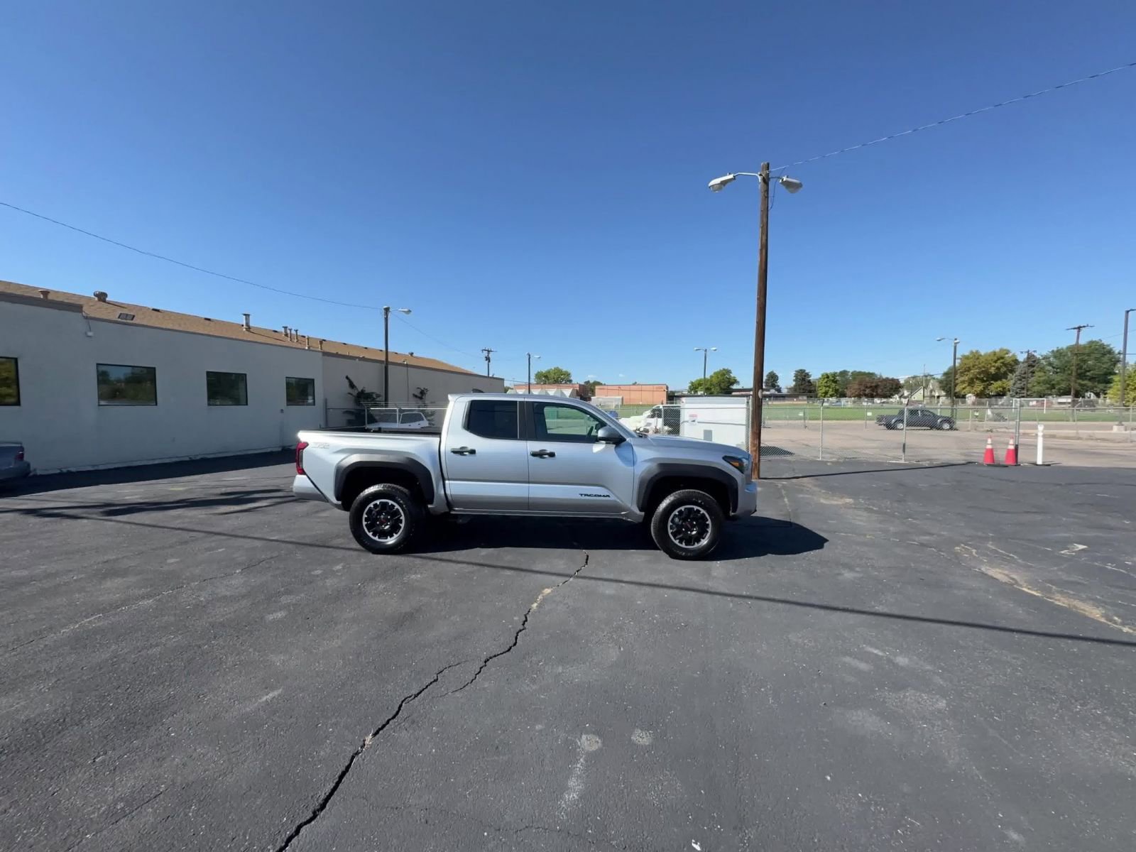 Used 2025 Toyota Tacoma SR image 14