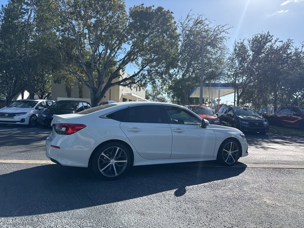 Used 2023 Honda Civic Touring image 6