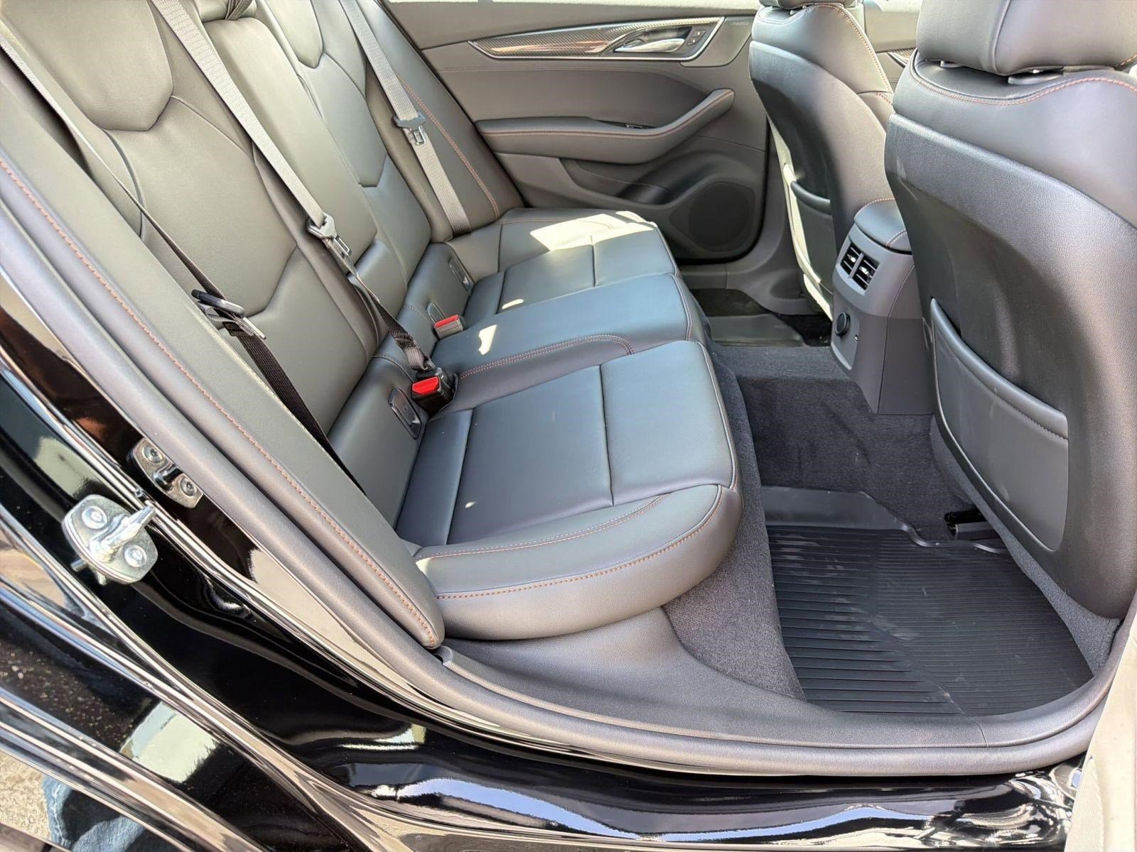New 2026 Cadillac CT5 V RWD image 30