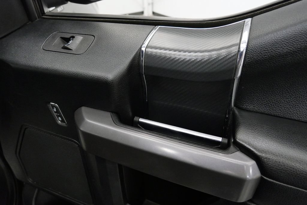 Used 2020 Ford F150 XLT w/ Equipment Group 302A Luxury AWD/4WD image 17