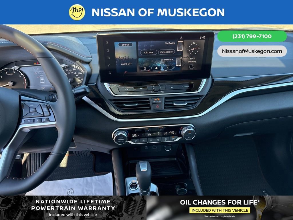 New 2025 Nissan Altima 2.5 SR w/ SR Premium Package image 19