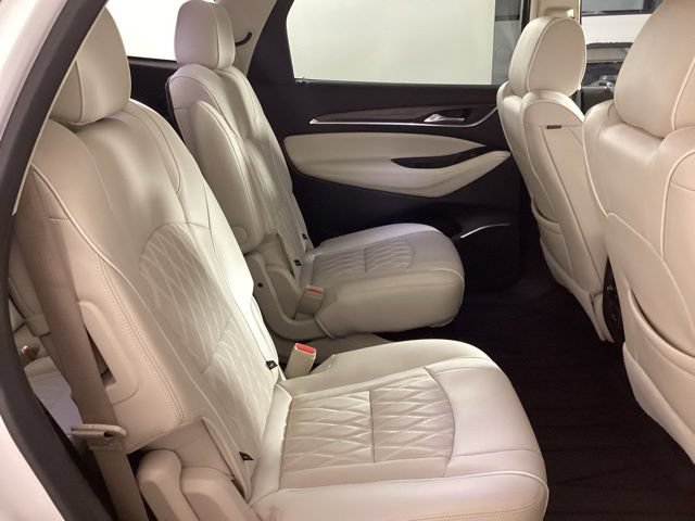 Used 2022 Buick Enclave Avenir w/ Avenir Technology Package FWD image 20