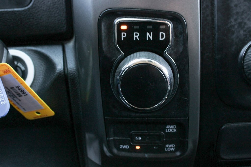 Used 2021 RAM 1500 Classic SLT image 32