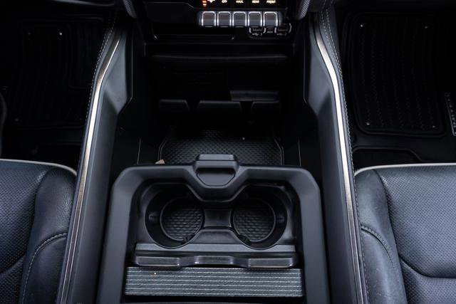 Used 2021 RAM 1500 Limited w/ Body Color Bumper Group image 23