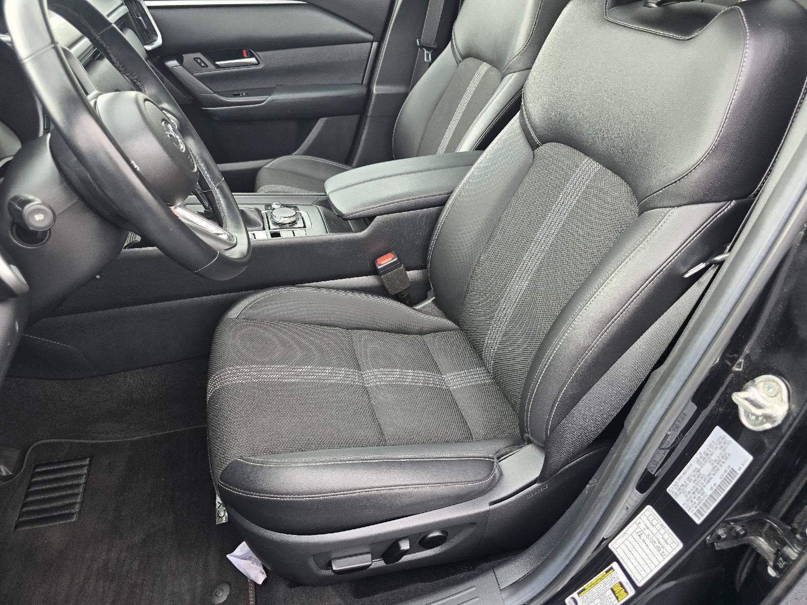 Used 2025 MAZDA CX-50 AWD 2.5 S w/ Premium Package image 16