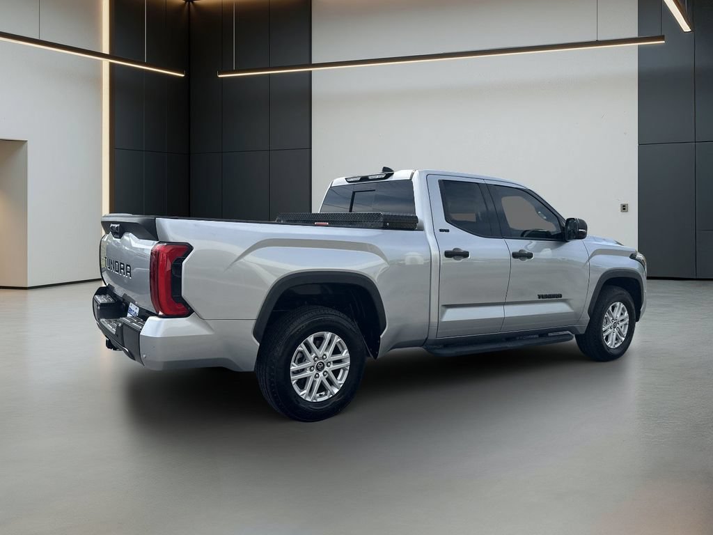 Used 2022 Toyota Tundra SR5 w/ SR5 Convenience Package RWD image 6