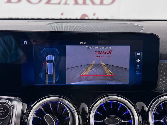 Used 2025 Mercedes-Benz GLB 250 image 17