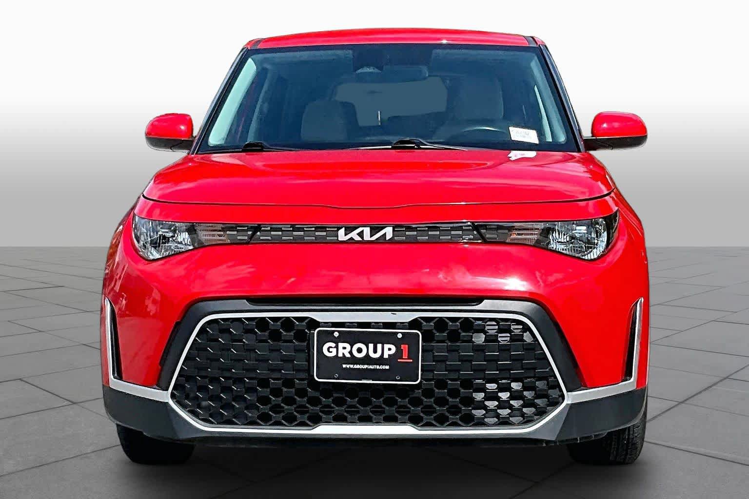 Used 2023 Kia Soul LX FWD image 4