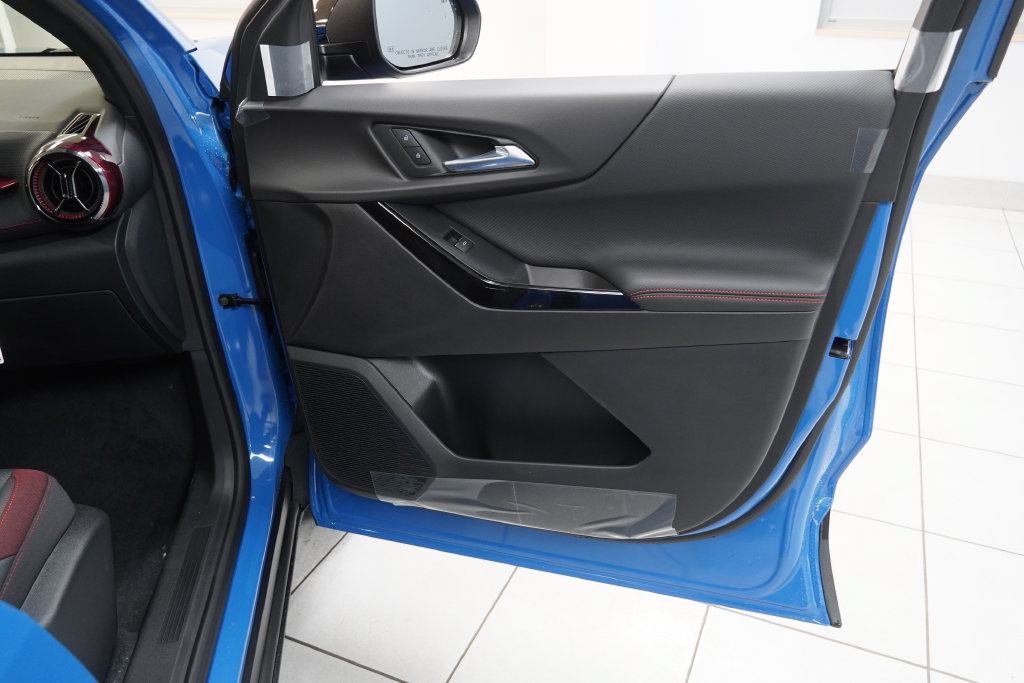 New 2027 Chevrolet Equinox RS w/ LPO, Floor Liner Package AWD/4WD image 26