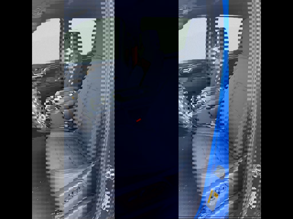 Used 2025 Chevrolet Silverado 1500 LT image 13