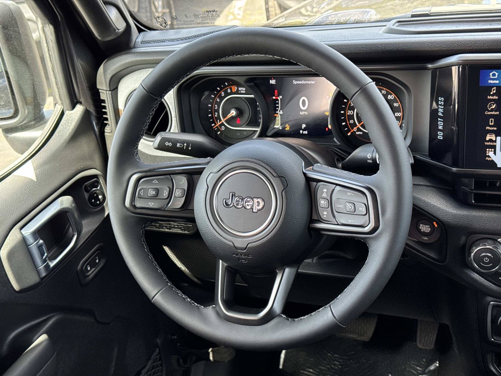 New 2026 Jeep Gladiator Sport AWD/4WD image 7