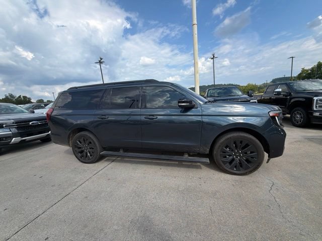 Used 2025 Ford Expedition Max Platinum w/ Stealth Appearance Package AWD/4WD image 12