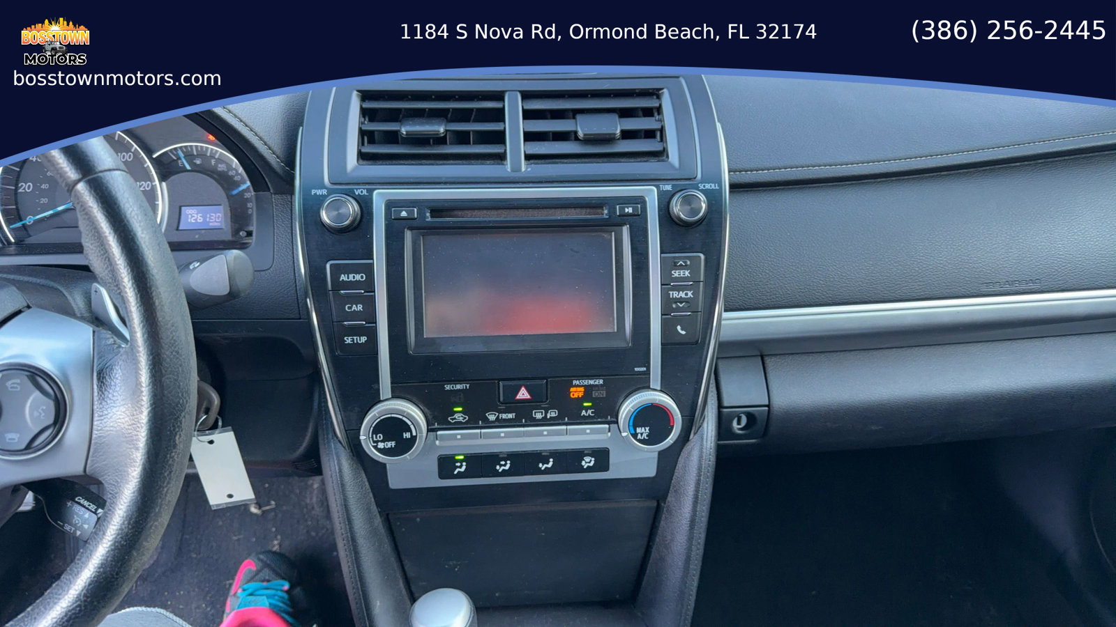 Used 2014 Toyota Camry L image 14