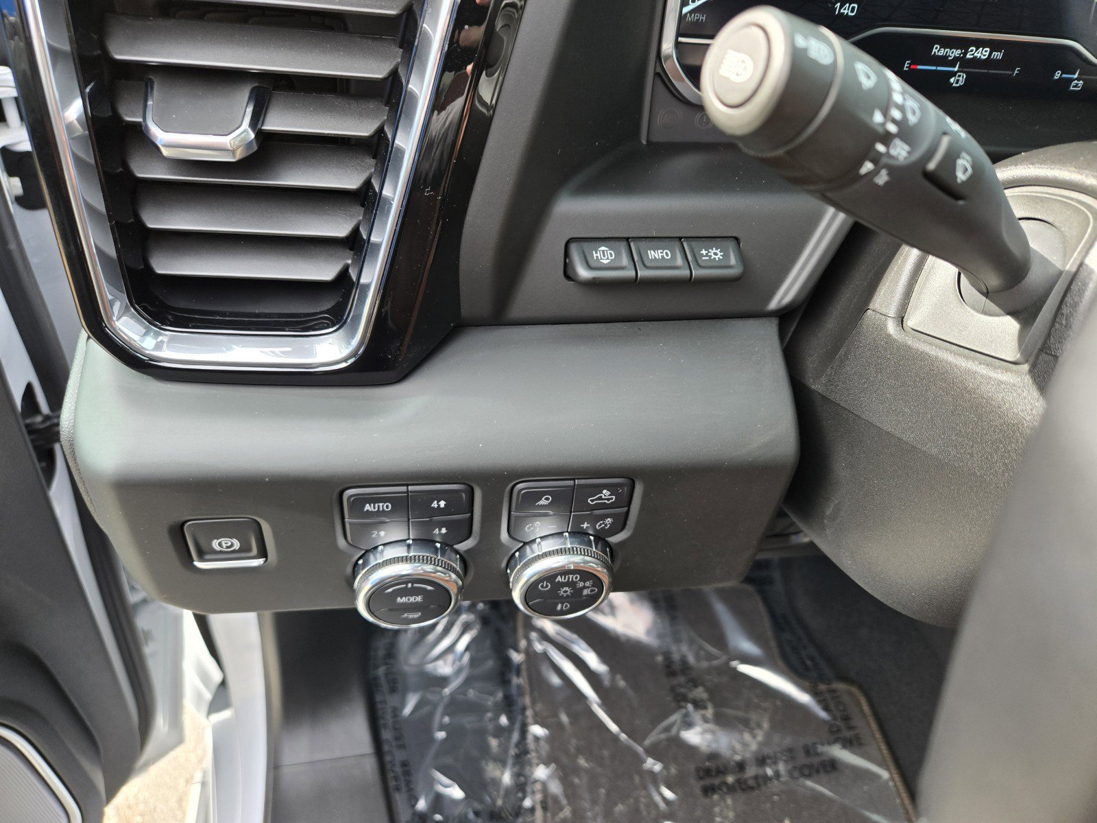 Used 2024 GMC Sierra 2500 Denali Ultimate image 14